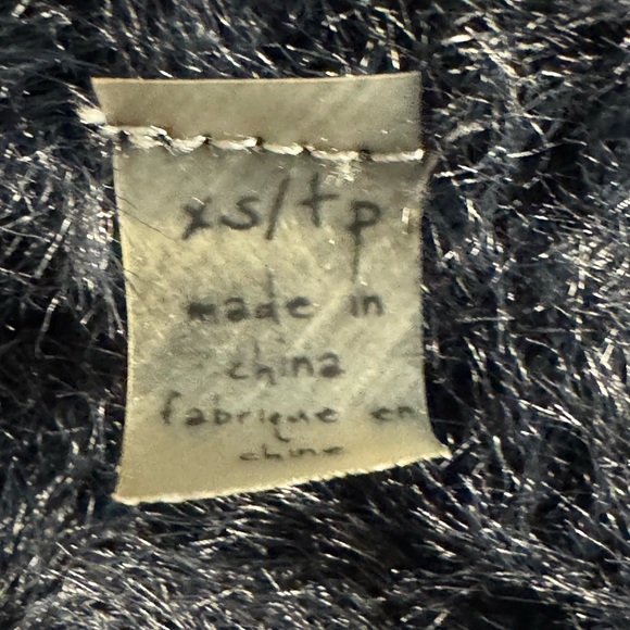 FREE PEOPLE ONE CIRILLA CROPPED OFF SHOULDER SWEATER - Picture 7 of 11